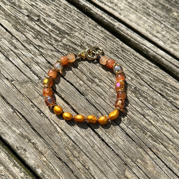 JRSDesignsltd Jewelry - Autumn 🍂 pearl bracelet